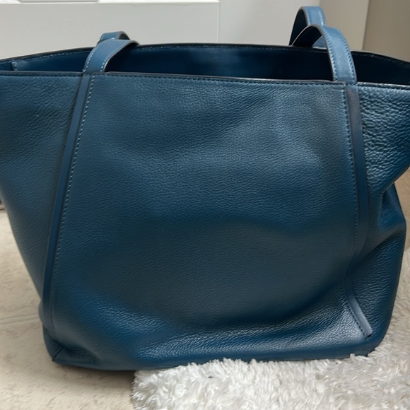 👜 Michael Kors Large Whitney Tote/Shoulder Bag in Vista Blue - Picture 9 of 13
